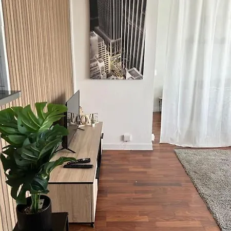 T2 A Fresnes, Proche Rer B, 4 Pers